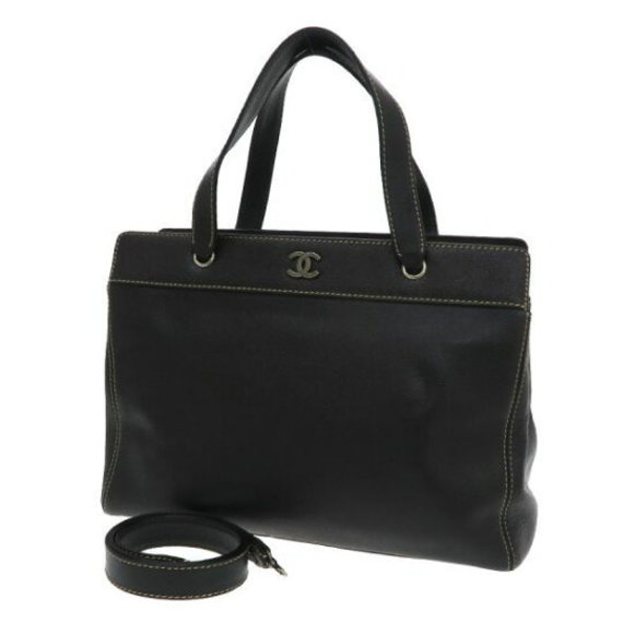 Chanel tote - Picture 1 of 9